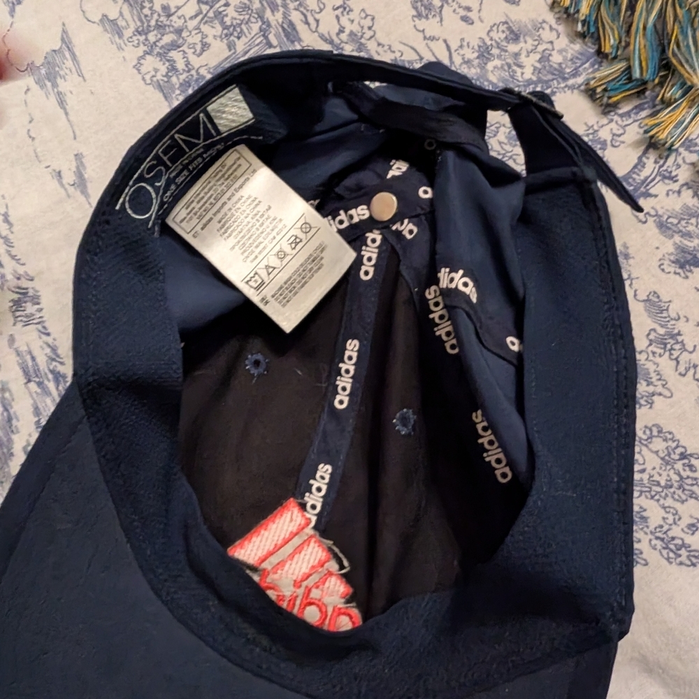 Adidas Hat - Picture 5 of 6